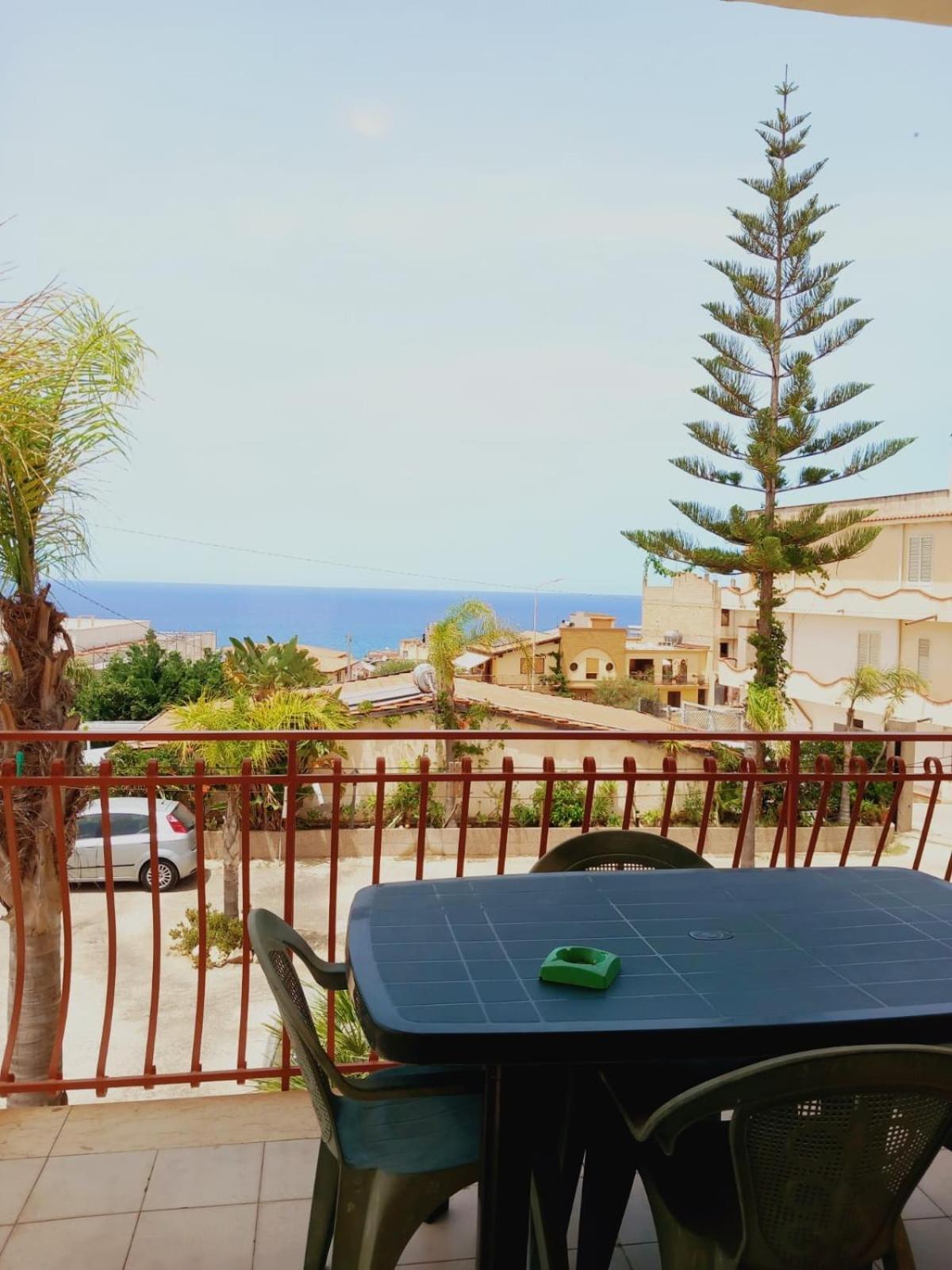 Residence Marino Balestrate Bagian luar foto