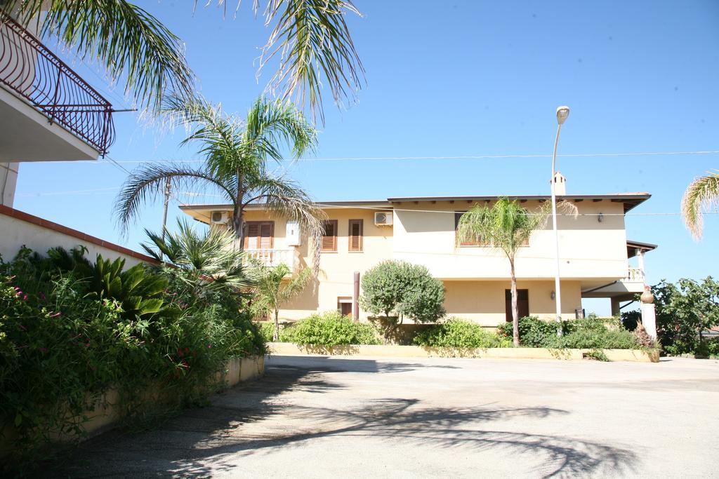 Residence Marino Balestrate Bagian luar foto